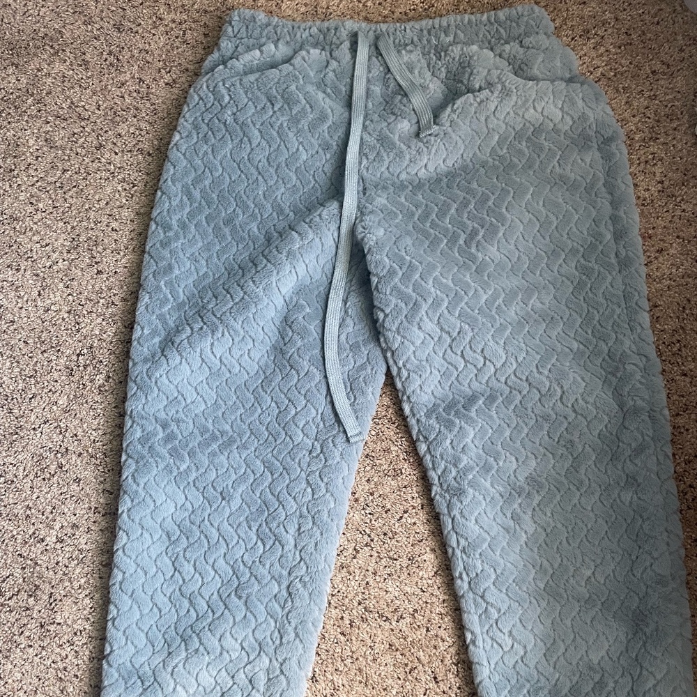 Fluffy Insulating Pants